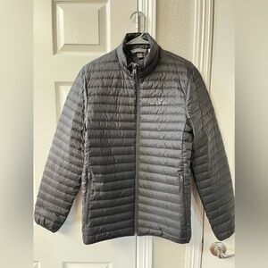 Eddie Bauer men’s size small down puffa coat.
